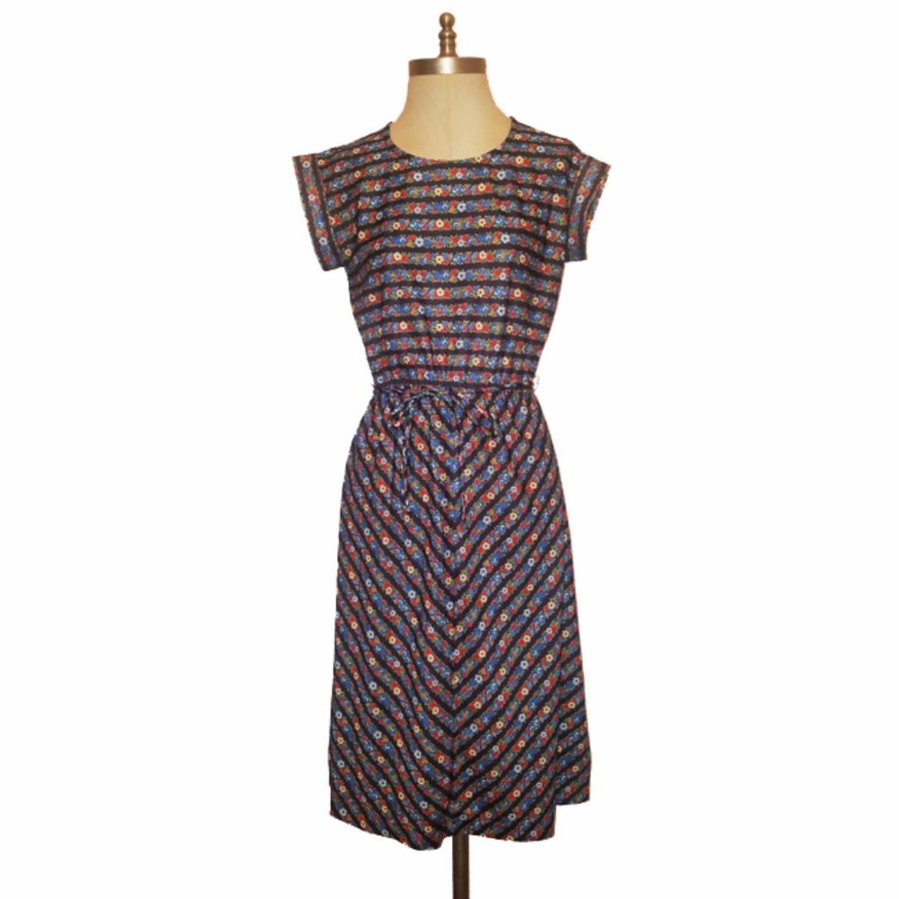 Vtg 70s Never Worn Floral Print Dress S